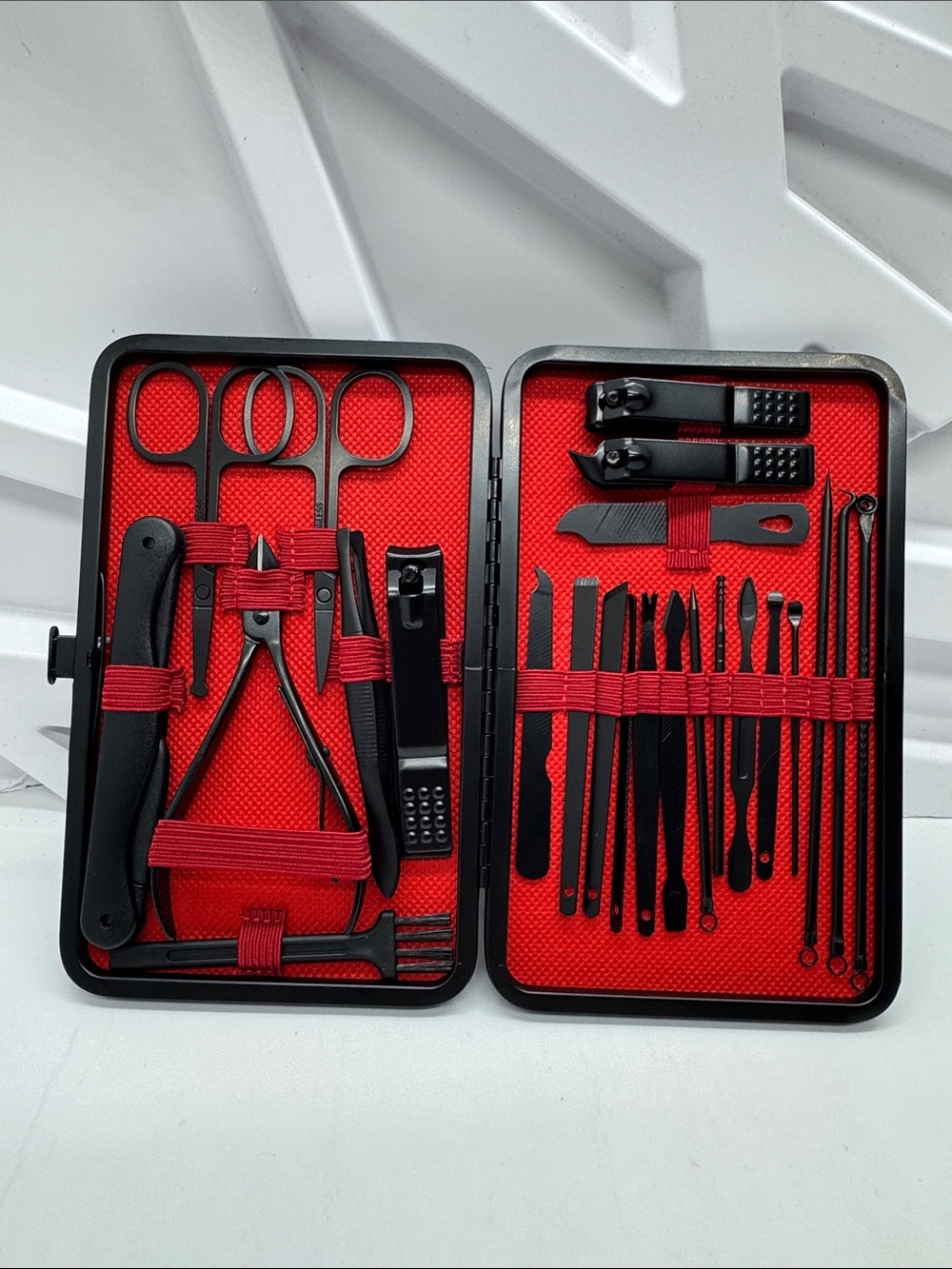Black & Red 24 piece Grooming/Manicure Kit # 0151